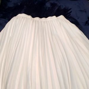 White full length skirt